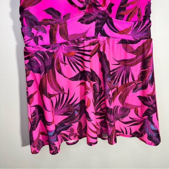 Torrid Flutter Sleeve Skater Swim Dress With Brief Size 1x - Picture 8 of 15